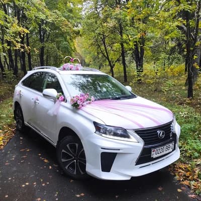 Белый Lexus